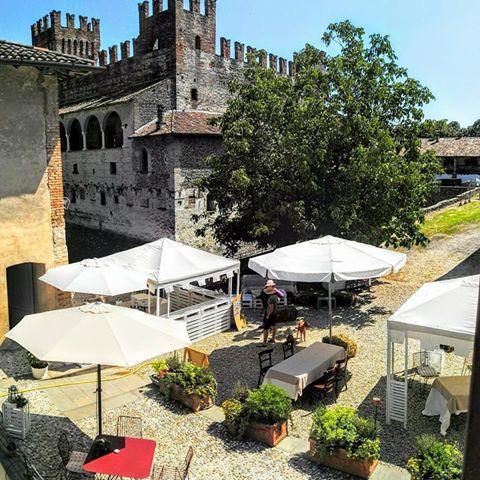 Locanda Dei Nobili Viaggiatori Cavernago Extérieur photo